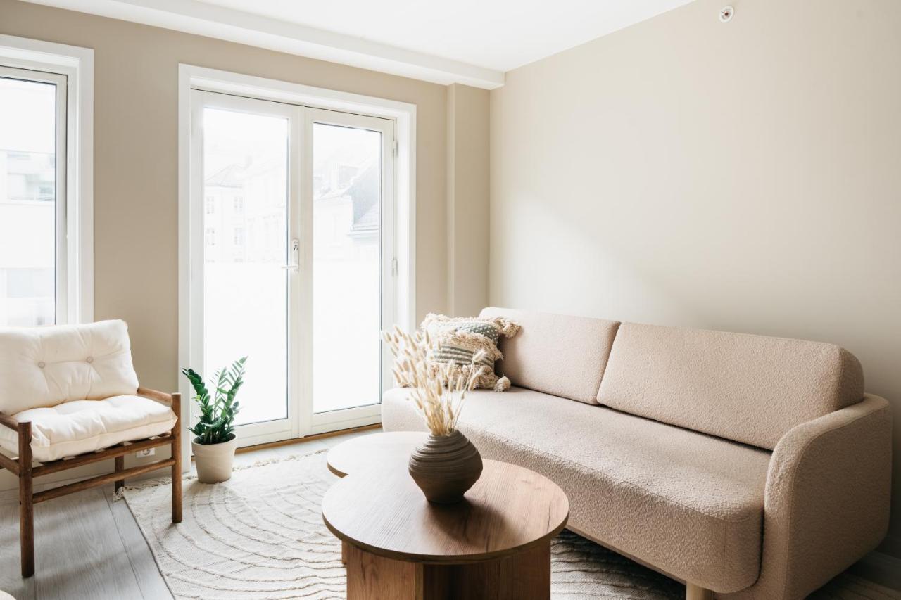 Stay Urban - Stylish Scandinavian Gem With French Balcony Bergen Luaran gambar