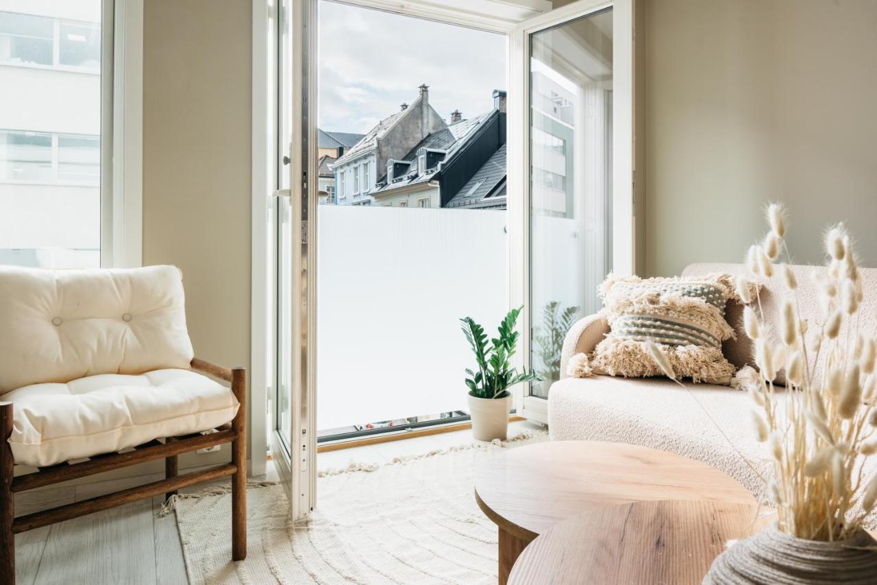 Stay Urban - Stylish Scandinavian Gem With French Balcony Bergen Luaran gambar